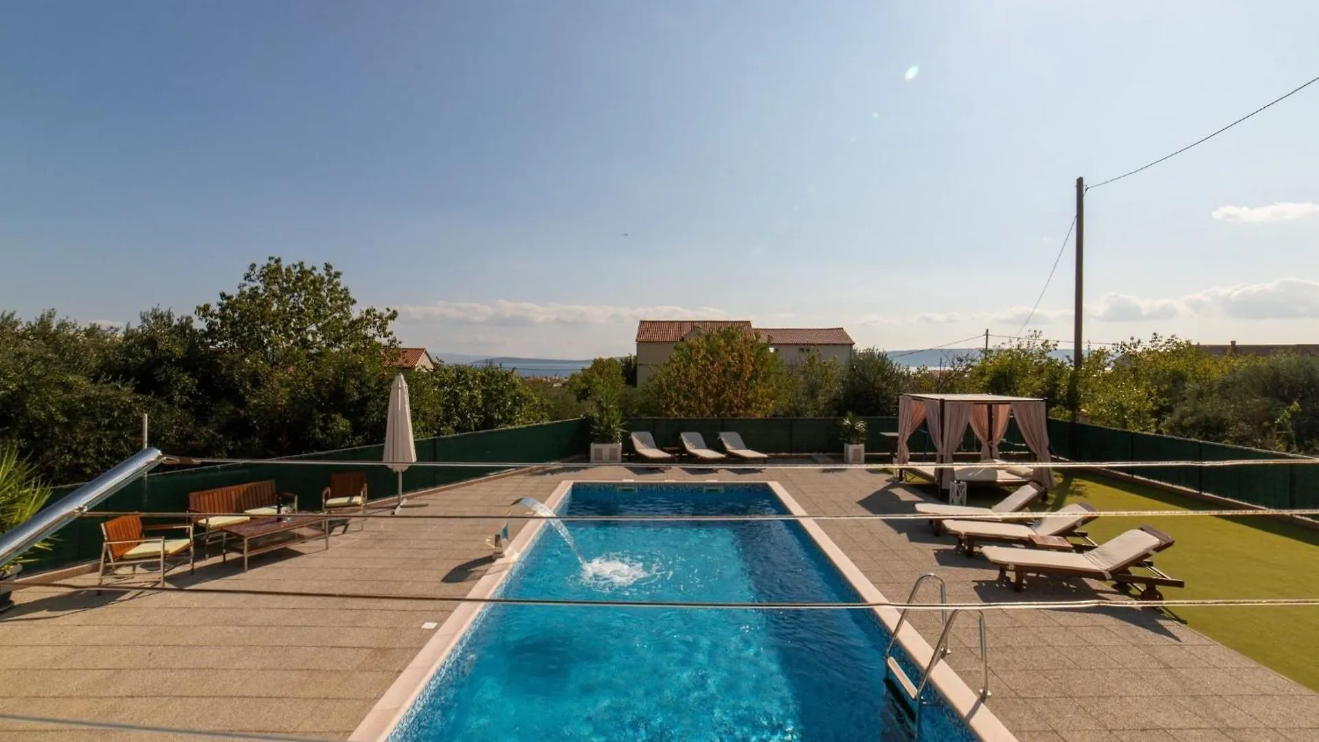 Spacious Holiday Home With Pool And Hot Tub In Kastel Stari Croatia